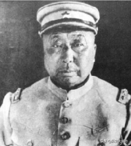 他是东三省保安总司令，据说比张作霖还富有，被一块炸死在皇姑屯