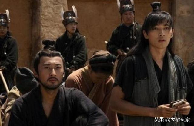 神话中，易小川跟赵高都活了上千年，为何他手下却无半点势力！