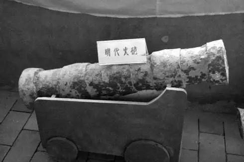 地雷、手榴弹、鱼雷...明代火器领先清末 300 年，为何还输给清朝